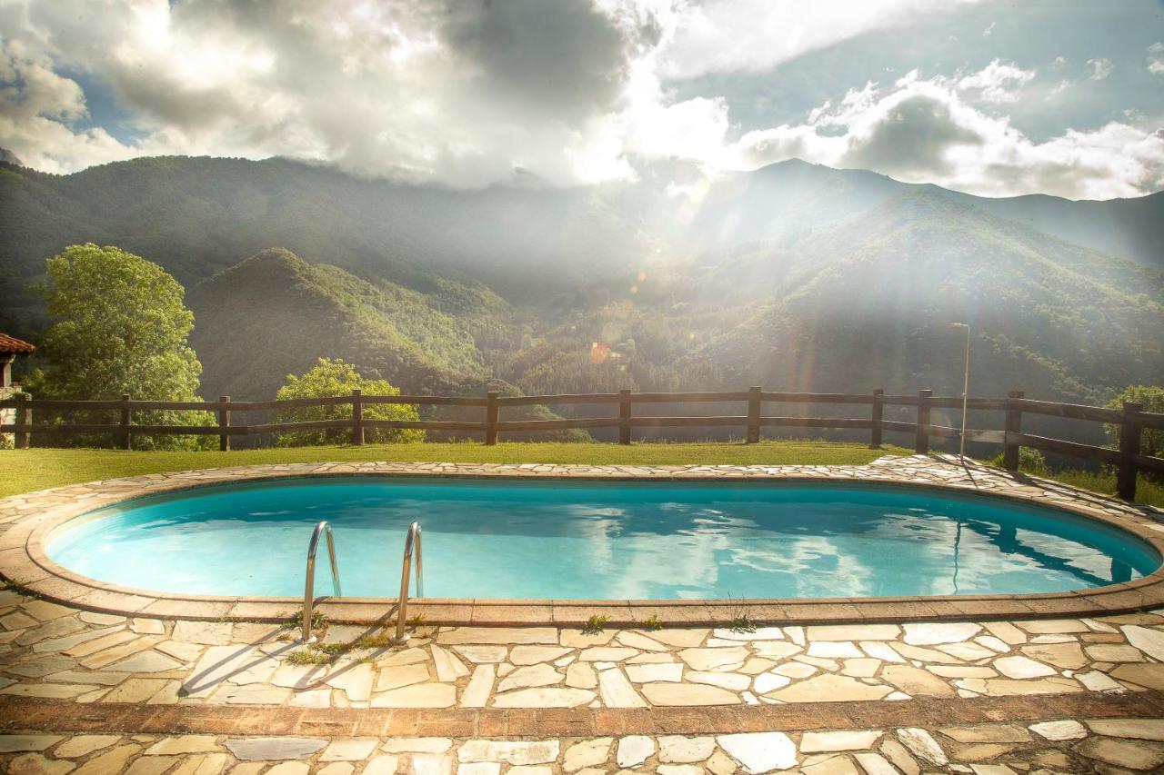 Apartamentos El Patio Lerones Luaran gambar