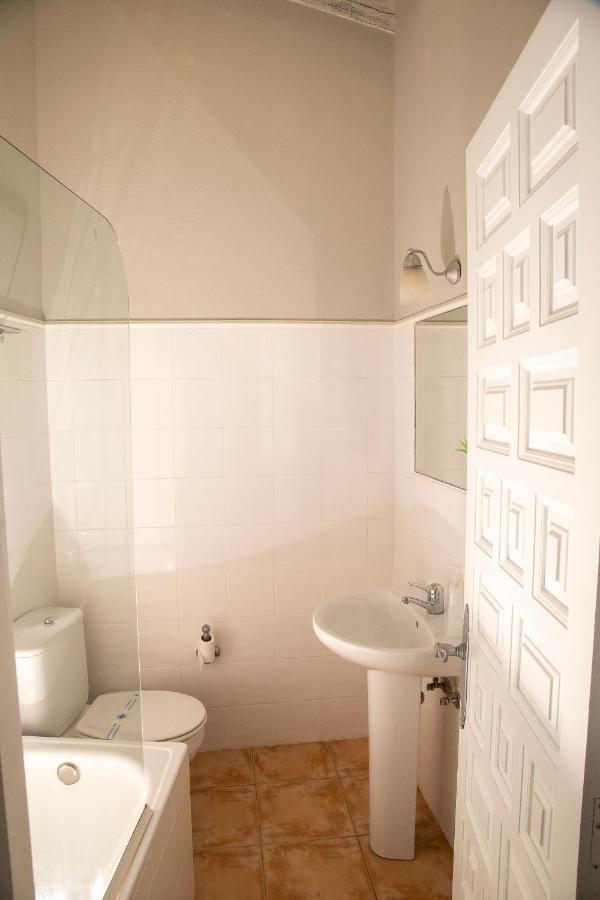 Apartamentos El Patio Lerones Luaran gambar